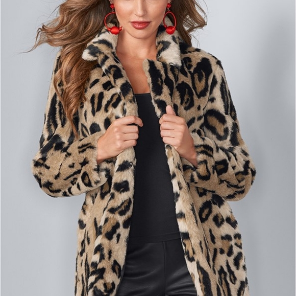 VENUS Jackets & Blazers - VENUS Faux Fur Leopard Print Coat